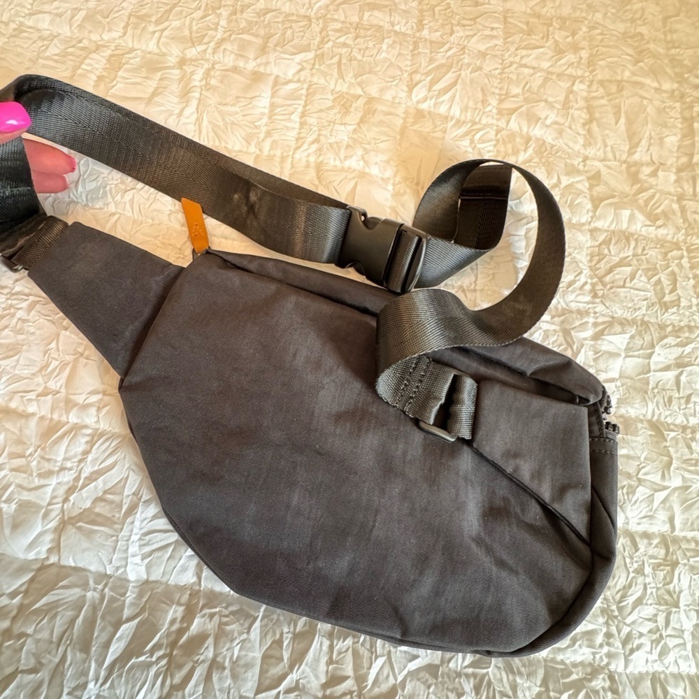 Lola Black and Pink Tote - Picture 4 of 5